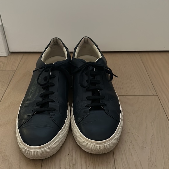 Common Projects Achilles Contrast Sole Multi Ply in Navy - Picture 3 of 5